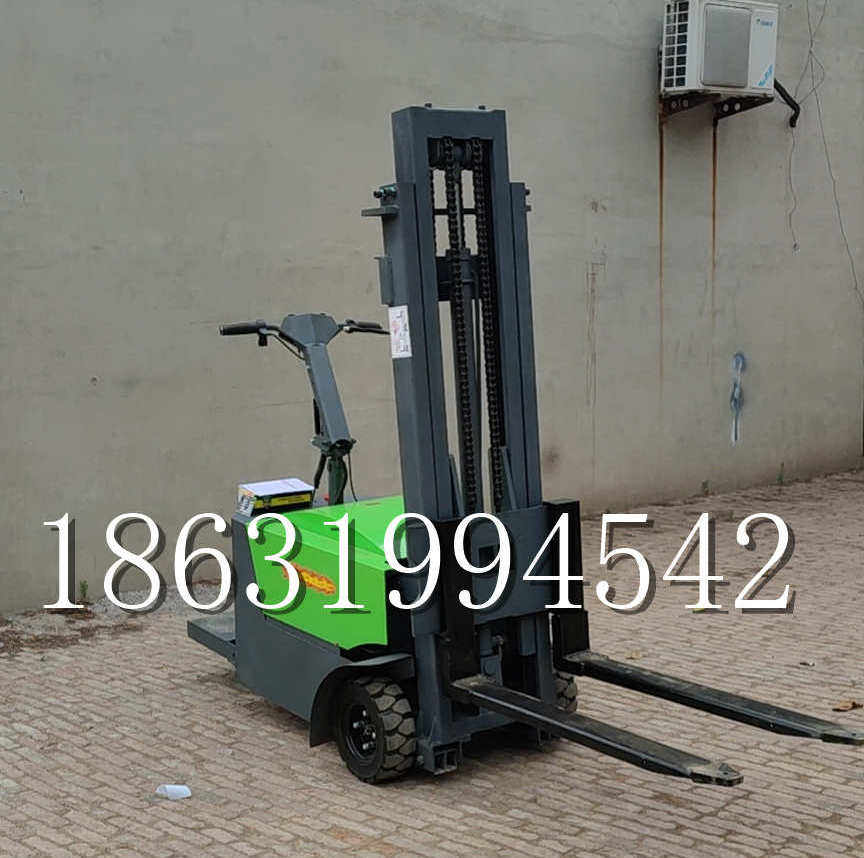 沙河口区优程全电动叉车插腿式堆高车液压装卸车1.5吨升高小型站驾式铲车